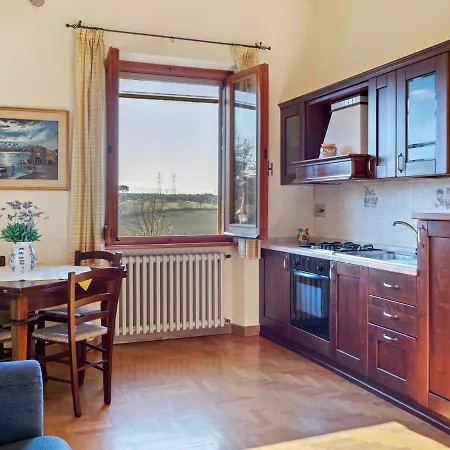 Tatil Evi Blissful In Castiglione Del With Swimming Pool Castiglione del Lago