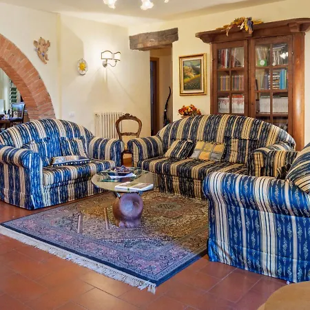 Blissful In Castiglione Del With Swimming Pool * Castiglione del Lago