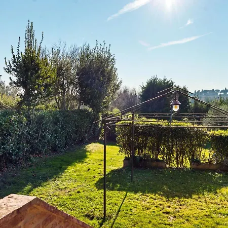 Holiday home Blissful In Castiglione Del With Swimming Pool